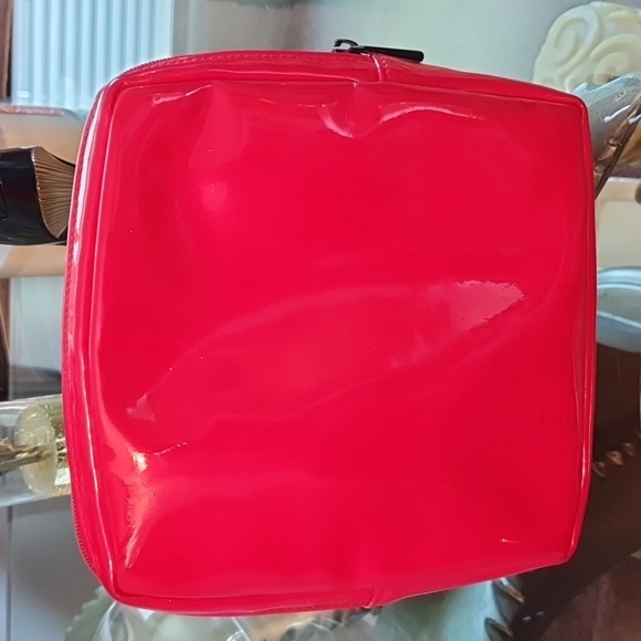 Christian Dior Makeup Bag - Picture 3 of 8